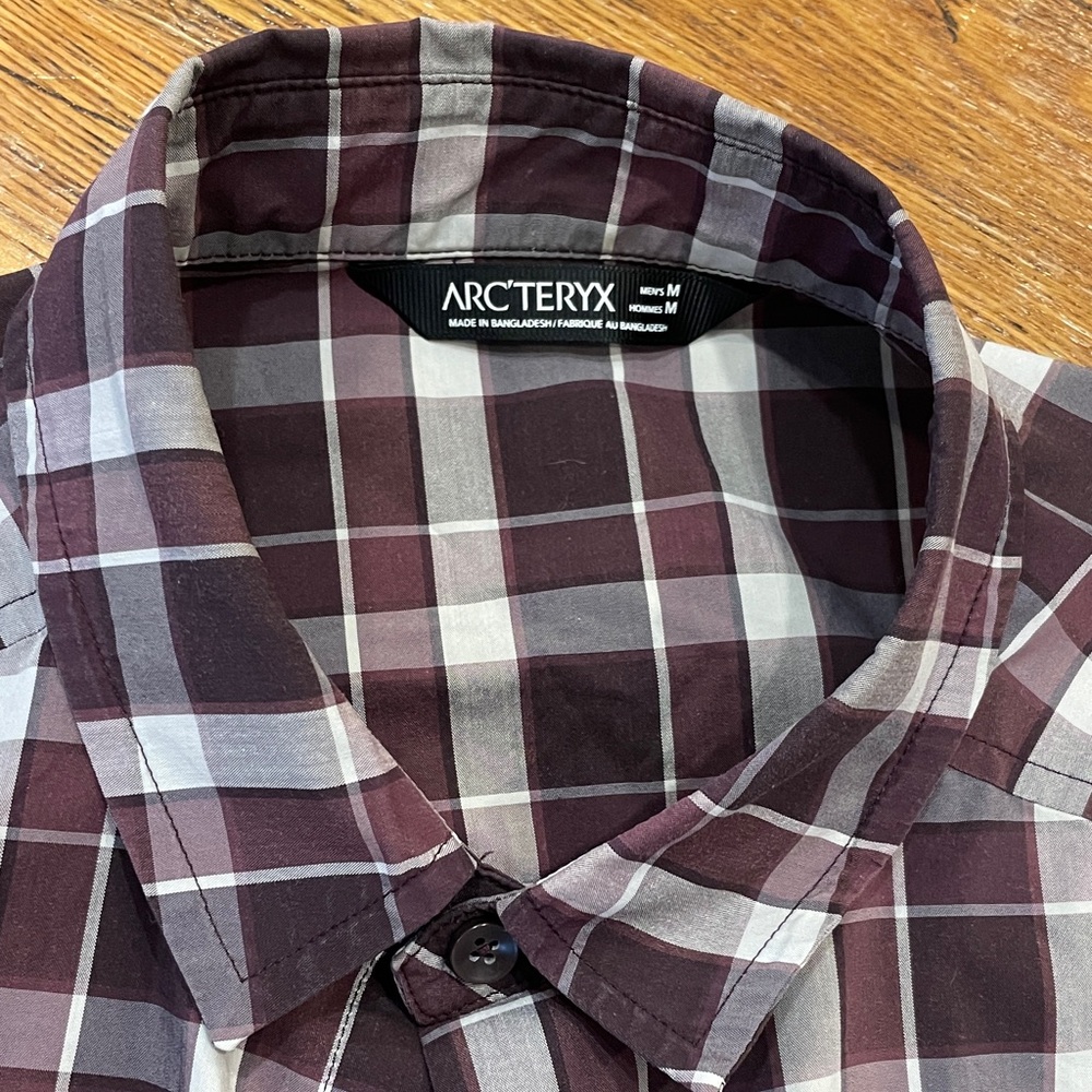 Arc'teryx Men's brownish-red and White Plaid SS Button Down Shirt - Picture 2 of 5